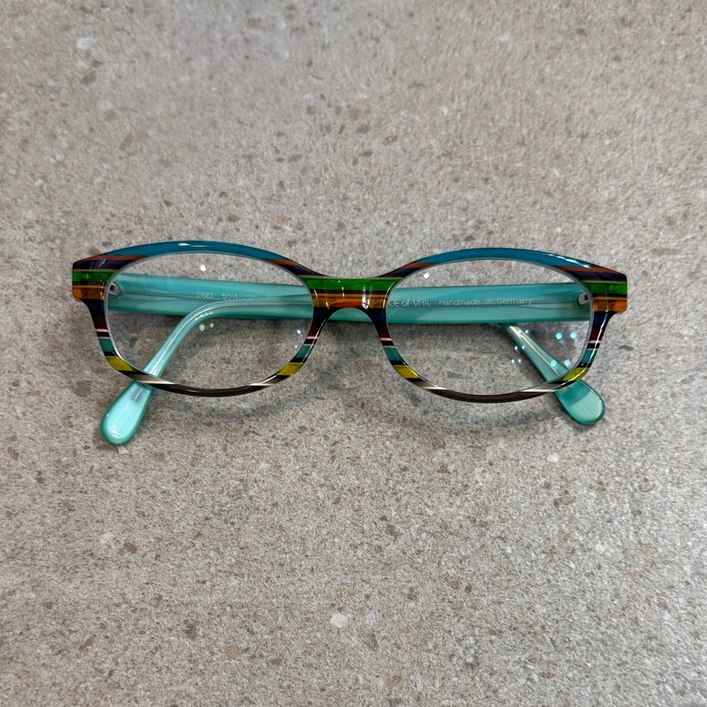 Wissing Multicolored glasses